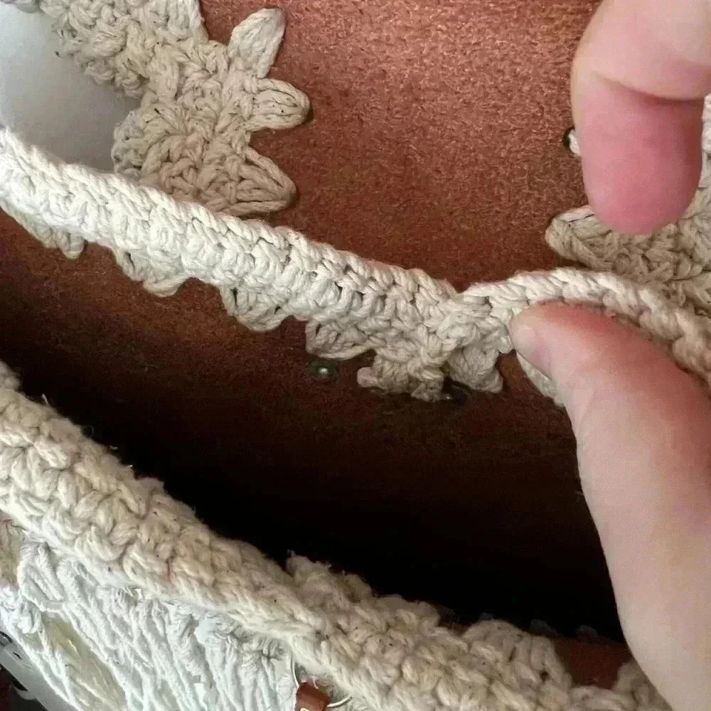 NEW Heart-Shaped Leather bag with macrame from Mexico - Picture 9 of 11